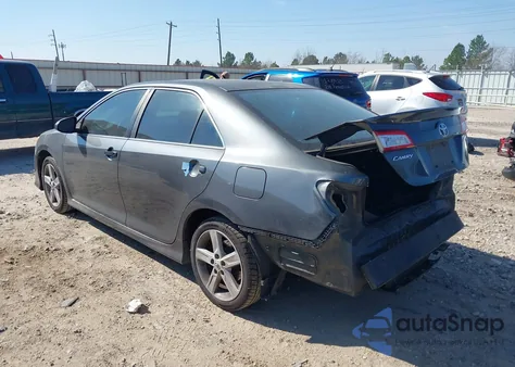 2012 Toyota Camry Se z USA, uszkodzony, nr VIN 4T1BF1FK3CU074561